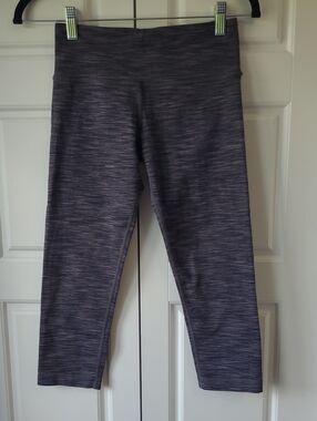 073 Lululemon Wunder Under Crop Leggings - Gray Black Purple Space Dye - Size 4